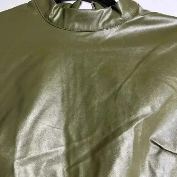 Chic Faux Leather-Inspired Sheer Green Dress (Size Small) - Picture 14 of 14